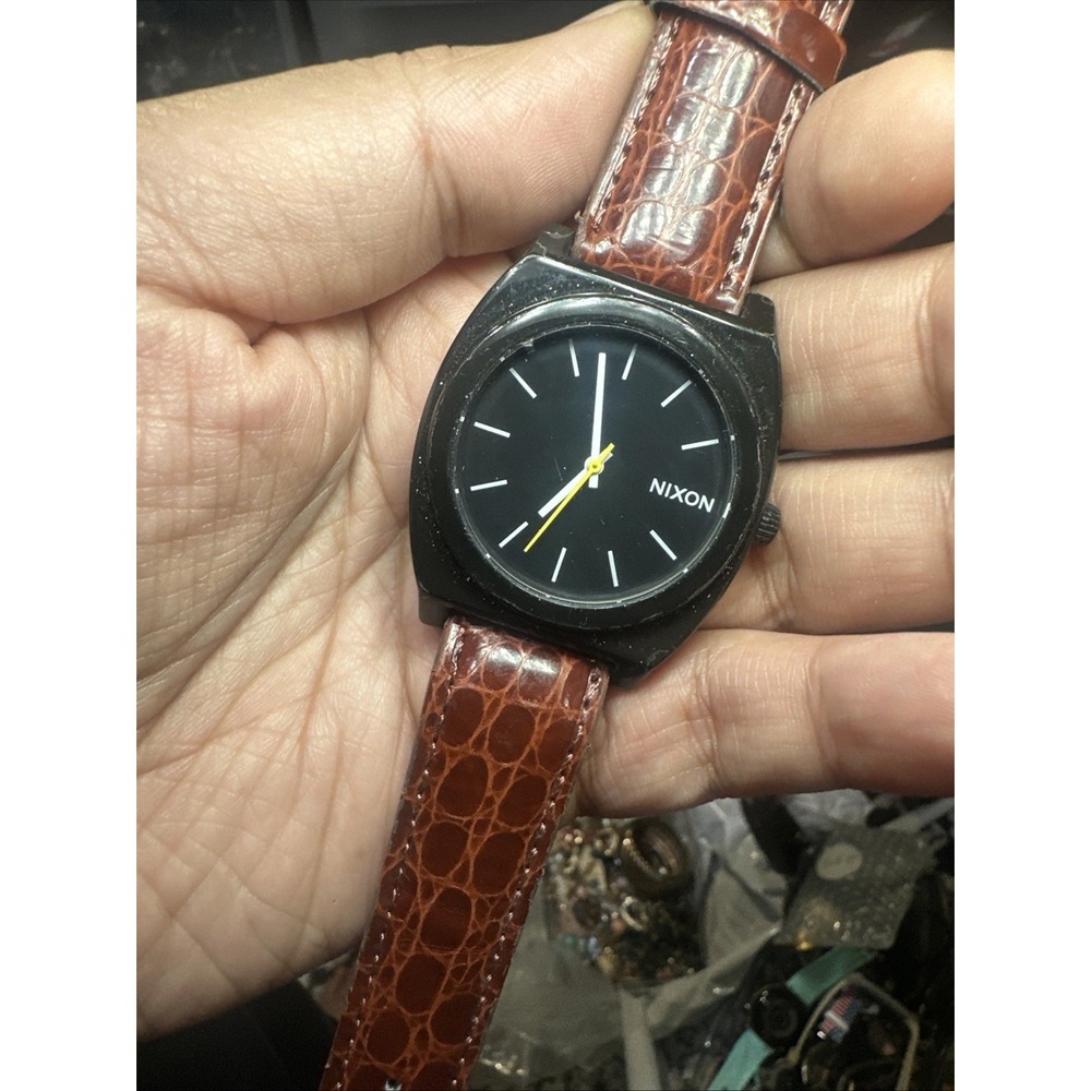 Working Nixon 40mm Men's Minimal The Time Teller P Black Watch Dial Rare - Picture 10 of 11